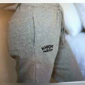 NWT KNIGHT SWIM CLUB SWEAT PANTS IN SIZE SMALL
